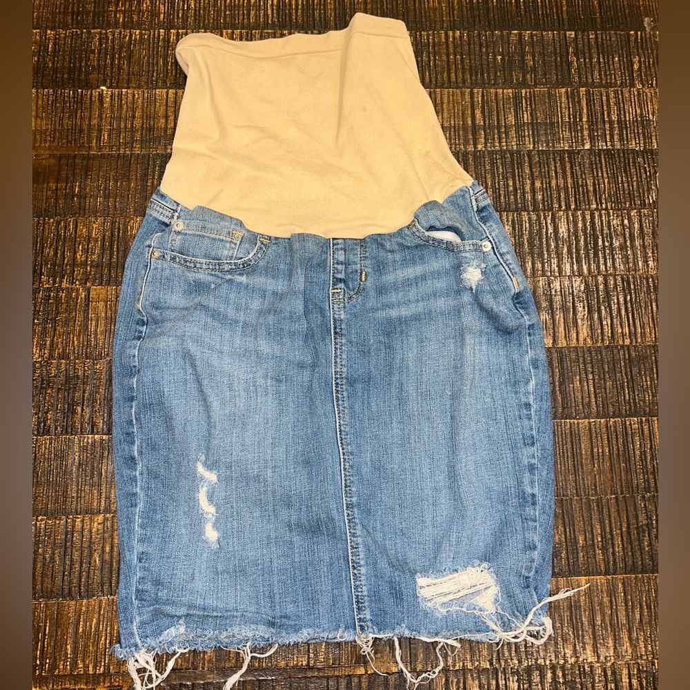 A Pea In The Pod Maternity Jean Skirt / distressed Denim pregnancy skirt  small